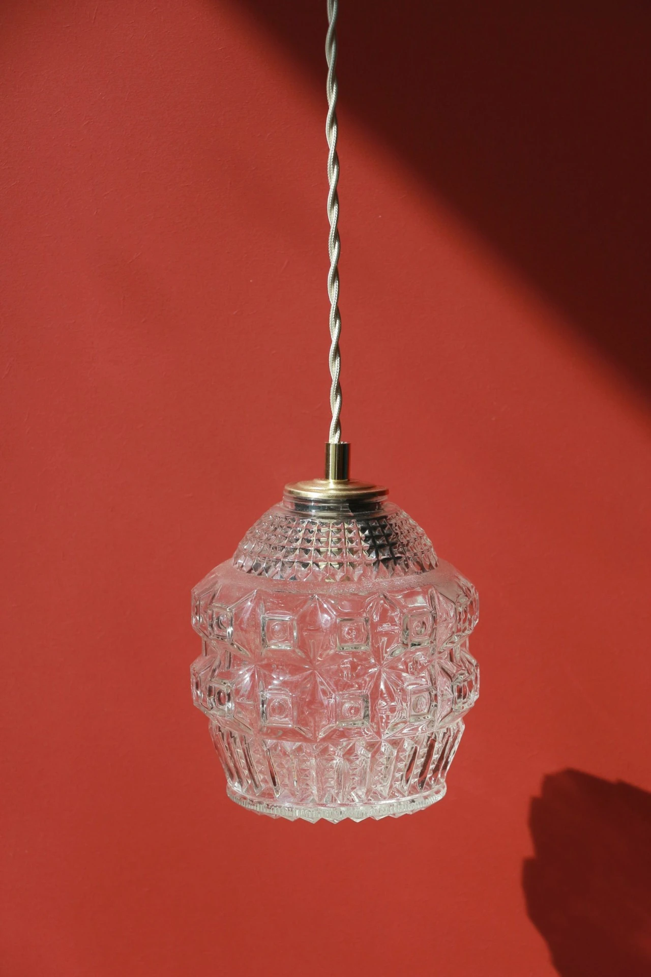 Suspension(s) – Verre texturé à motif et relief – Image 3