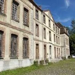 Château Abandonné de Ferreux-Quincey, aussi connu sous le nom d’Urbex Château Fachos ou Château de l’Empereur